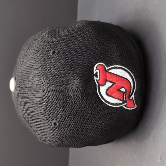 Reebok ,Center Ice Collection , NHL New Jersey Devils Men's Fitted Hat,Size S/M. - Picture 4 of 9